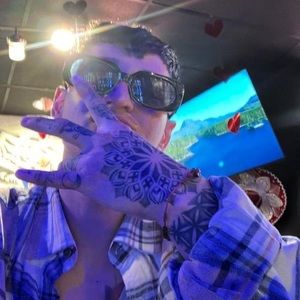 Meet your Posher, Billy